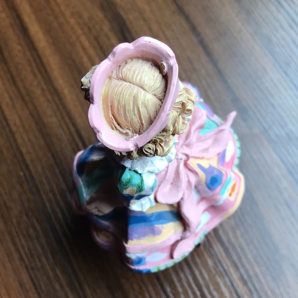 Vintage Madame Alexander "Happy Birthday" Figurine 1999 Numbered Limited Edition - Picture 9 of 15